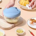 Hand pull blender