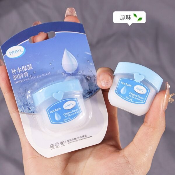 Mini Heart-Shaped Lip Balm Gift Set – 8 Flavors