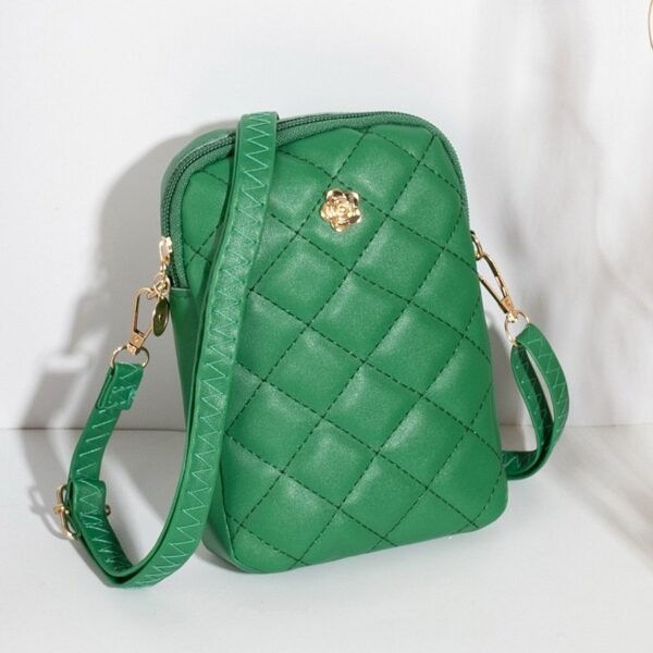 Quilted Crossbody Mini Bag – Elegant & Compact Shoulder Purse