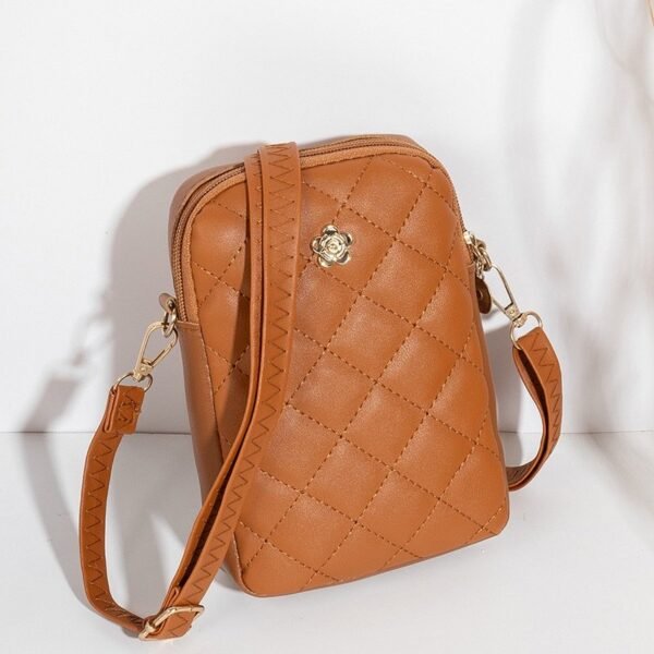 Quilted Crossbody Mini Bag – Elegant & Compact Shoulder Purse