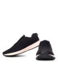 Unisex-low-top-lace-up-running-shoes